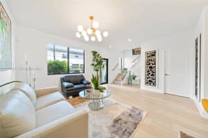 4648 Nw 83rd Ave Doral, FL 33166 - MLS#A11943037