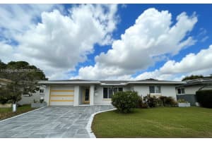 4945 Nw 55th Ct, Tamarac