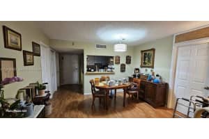 200 Lakeview Dr 212 Weston, FL 33326 - MLS#A11943053