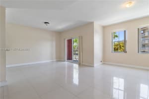 11102 Nw 83rd St 222 Doral, FL 33178 - MLS#A11943080
