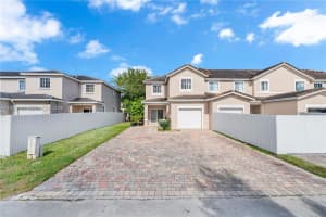 14102 Sw 276th St, Homestead