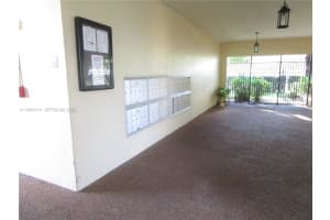 5111 W Oakland Park Blvd 305 Lauderdale Lakes, FL 33313 - MLS#A11943114