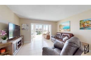 7877 Golf Cir Dr 304 Margate, FL 33063 - MLS#A11943157