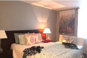 100 Lincoln Rd 814, Miami Beach