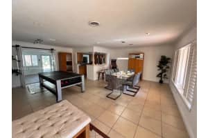 2101 Ne 25th St 2101 Wilton Manors, FL 33305 - Off Market