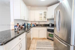 7441 Wayne Ave 2h Miami Beach, FL 33141 - MLS#A11943312