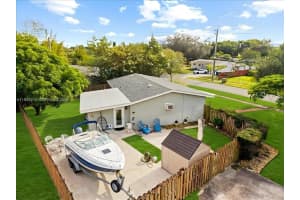 1864 Sw 37th Ave Fort Lauderdale, FL 33312 - MLS#A11943313