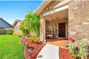 1191 Nw 77th Ave Plantation, FL 33322 - MLS#A11943315