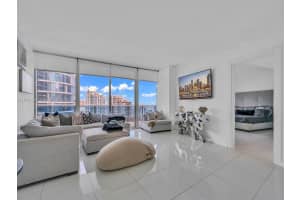 200 Biscayne Boulevard Way 3603 Miami, FL 33131 - MLS#A11943342