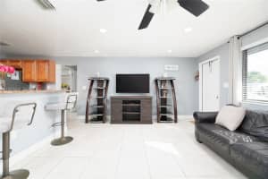 1417 Sw 48th Ave, Fort Lauderdale