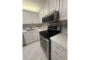 9273 Collins Ave 607 Surfside, FL 33154 - MLS#A11943367