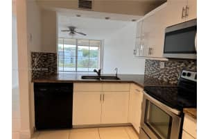 1831 Sabal Palm Dr 403 Davie, FL 33324 - MLS#A11943371