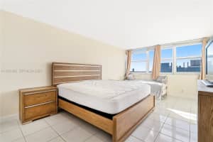 1890 S Ocean Dr 1907 Hallandale Beach, FL 33009 - MLS#A11943390