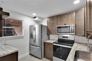 2850 Somerset Dr 105l Lauderdale Lakes, FL 33311 - MLS#A11943395