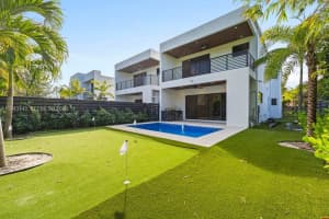 1122 Ne 10th Ave Fort Lauderdale, FL 33304 - MLS#A11943440