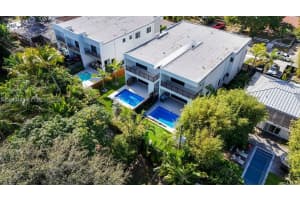 1122 Ne 10th Ave Fort Lauderdale, FL 33304 - MLS#A11943440