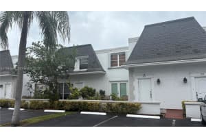 808 Ne 27th Ave 808 Hallandale Beach, FL 33009 - MLS#A11943449