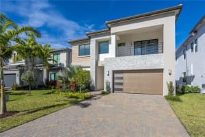 8525 Crystal Downs Ave Boca Raton, FL 33434 - MLS#A11943452