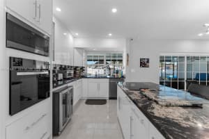 10535 Sw 161st Ter Miami, FL 33157 - MLS#A11943467