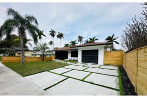 641 Ne 2nd St, Dania Beach