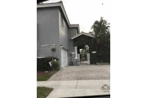 15448 Sw 92nd St, Miami