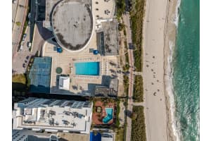 5445 Collins Ave M9 M10 M11 M12 Miami Beach, FL 33140 - MLS#A11943534