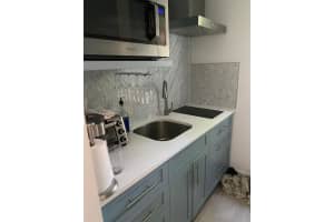 1321 Asturia Ave Rear Coral Gables, FL 33134 - MLS#A11943535