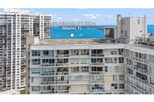 2451 Brickell Ave Phl Miami, FL 33129 - MLS#A11943538