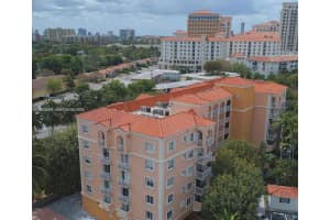 1 Alhambra Cir 203 Coral Gables, FL 33134 - MLS#A11943554