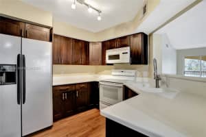 2485 Nw 33rd St 1612 Oakland Park, FL 33309 - MLS#A11943555