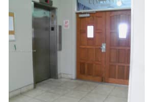 300 Ne 14th Ave 206 Hallandale Beach, FL 33009 - MLS#A11943604