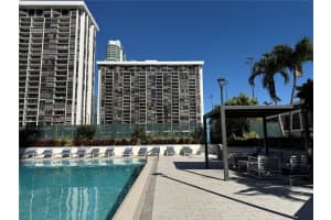 1925 Brickell Ave 1403, Miami