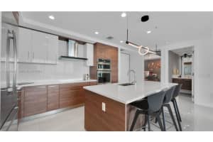 100 E Las Olas Blvd 2802 Fort Lauderdale, FL 33301 - MLS#A11943647