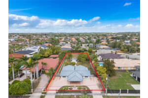 13325 Sw 32nd St, Miami