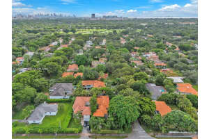 1543 Dorado Ave Coral Gables, FL 33146 - MLS#A11943744