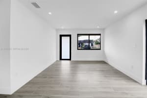 13379 Nw 3rd Ter Miami, FL 33182 - MLS#A11943762