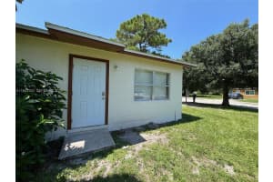 2703 Avenue H Fort Pierce, FL 34947 - MLS#A11943782