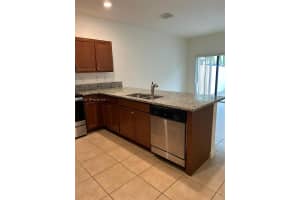 9332 W 33rd Ln 9332 Hialeah, FL 33018 - MLS#A11943790