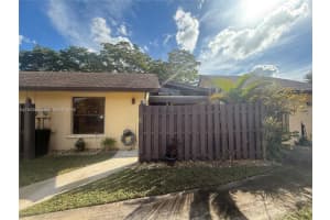 121 Gate Rd 2-64, Hollywood