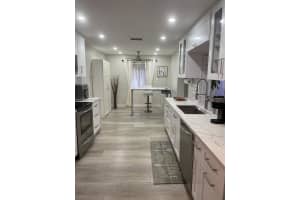 371 Se 3rd St Pompano Beach, FL 33060 - MLS#A11943824