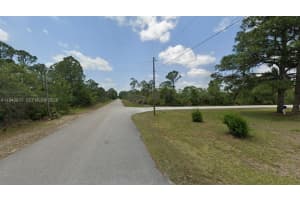 832 Durmon Ave Lake Placid, FL 33852 - MLS#A11943831