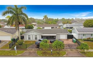 13243 Sw 258th Ter Homestead, FL 33032 - MLS#A11943838