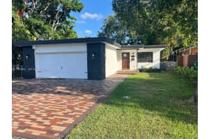 6330 SW 34th St, Miami, FL 33155, - MLS#A11943851