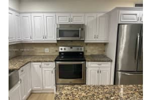 6330 SW 34th St, Miami, FL 33155, - MLS#A11943851