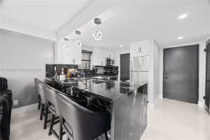 2302 S Cypress Bend Dr 306, Pompano Beach