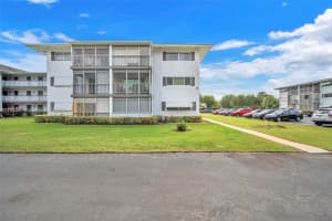 1201 Hillcrest Ct 102 Hollywood, FL 33021 - MLS#A11943907