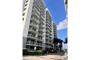 5091 Nw 7th St 302, Miami