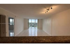 16740 Ne 9th Ave 807 North Miami Beach, FL 33162 - MLS#A11943939