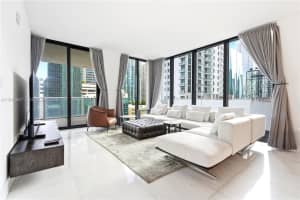 1010 Brickell Ave 1405, Miami