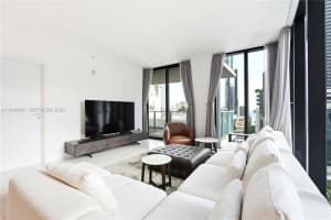1010 Brickell Ave Unit 1405, Miami, FL 33131, - MLS#A11943947